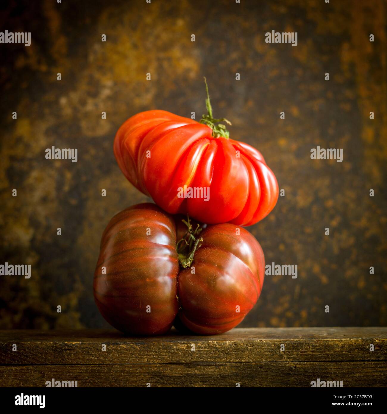 Nahaufnahme von roten Tomaten aufeinander Stockfoto