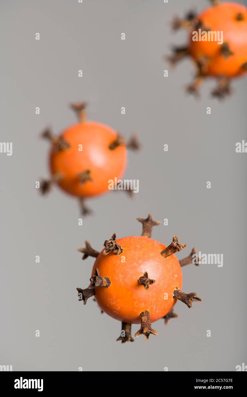 COVID-19, Virus, Nahaufnahme, drei Stockfoto