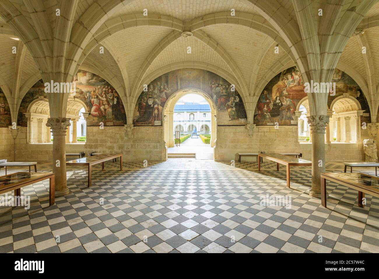 Frankreich, Maine et Loire, Loire Anjou Touraine Regional Natural Park, Loire-Tal als Weltkulturerbe der UNESCO, Fontevraud l'Abbaye, Notre Dame d Stockfoto