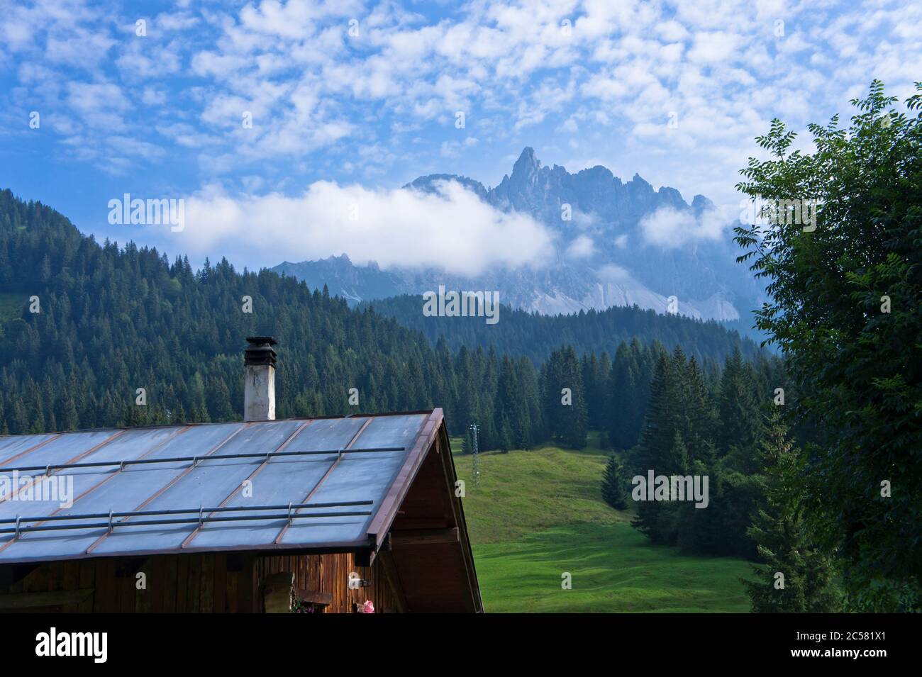 Naturlandschaft in den Alpen, Dolomiten, Italien Stockfoto