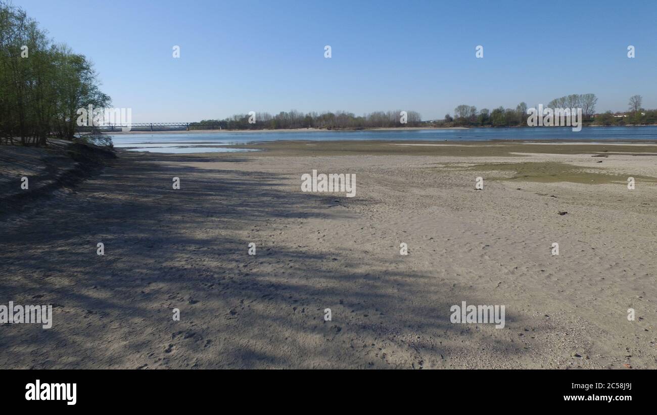 Fabelhafte Wasserstand Po Italien Fotos