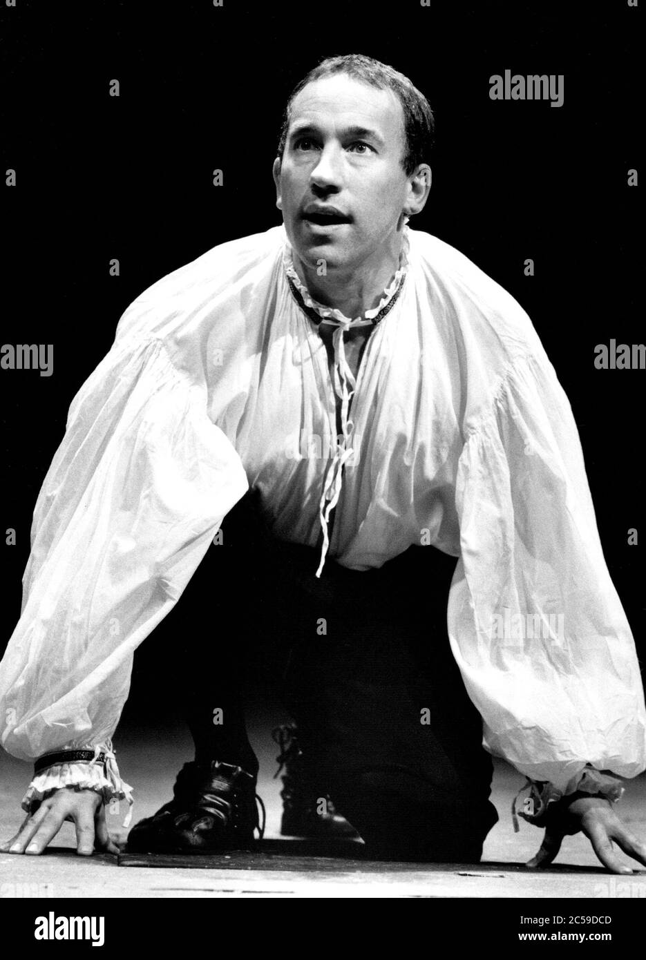 Simon Callow (Faust) in FAUST Teil ii von Goethe am Lyric Theatre Hammersmith, London W6 04/1988 Englische Fassung von Robert David MacDonald Komponist: Nigel Osborne Gestaltung: David Roger Beleuchtung: Peter Mumford Regie: David Freeman Stockfoto