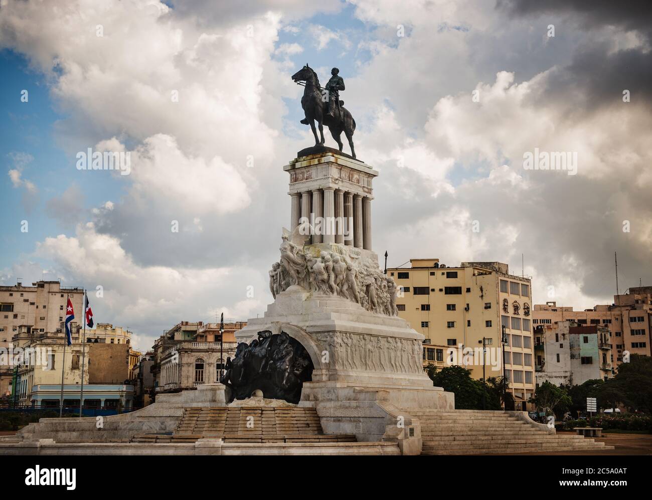 Statue des Generals Maximo Gomez auf dem Stadtplatz, Havanna, Kuba Stockfoto