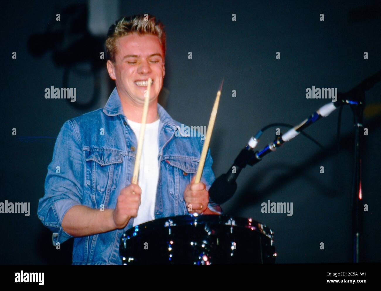 U2 beim Selbsthilfekonzert für Arbeitslose in Irland am RDS Anglesea Stand, Ballsbridge, Dublin, Irland 17. Mai 1986: Larry Mul Stockfoto