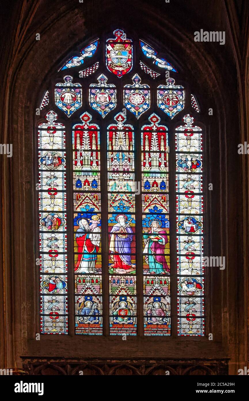 Buntglasfenster, kompliziert, bunt, Kunst, Sint-Salvator-Kathedrale, Saint Saviour's, 12-15 Jahrhunderte, religiöse Gebäude, katholische Kirche, Flan Stockfoto