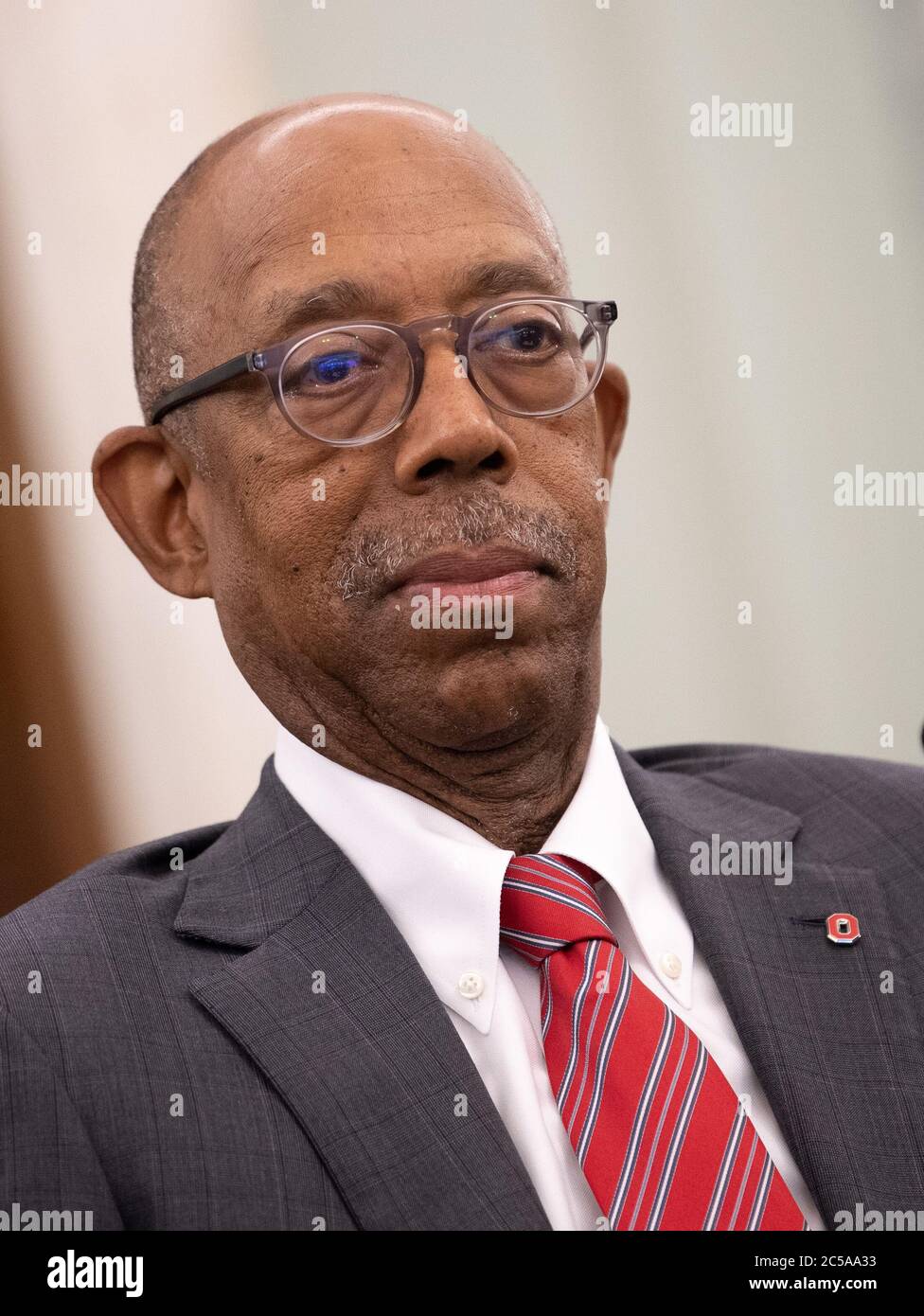 Washington, Usa. Juli 2020. Michael Drake, Vorsitzender des Board of Governors der National Collegiate Athletic Association, bezeugt am Mittwoch, den 1. Juli 2020, in Washington, DC, während einer Anhörung des Senats zu einem Rahmen für die Entschädigung für interkollegialen Sport. Foto von Kevin Dietsch/UPI Kredit: UPI/Alamy Live News Stockfoto