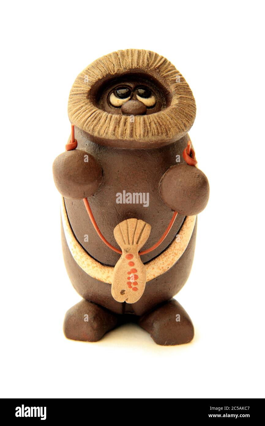 Keramikskulptur eines Eskimo Stockfoto