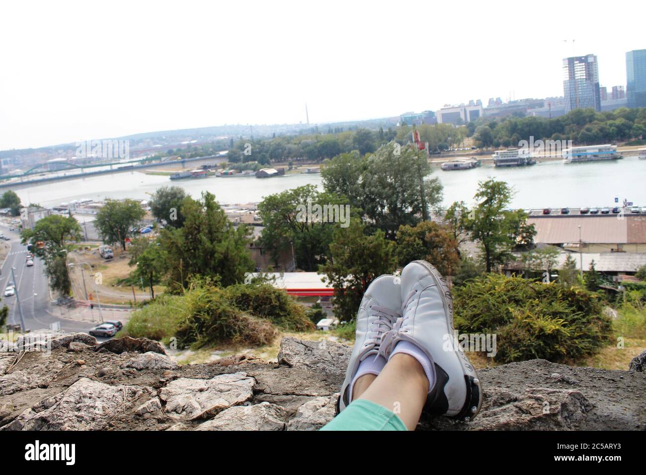Blick auf den Fluss Sava und Neu Belgrad von der Belgrader Festung. Stockfoto