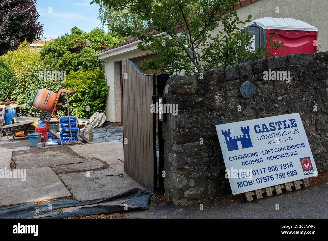 Lokaler Bauherr Unternehmen ein kleines Haus Arbeit Projekt Stockfoto