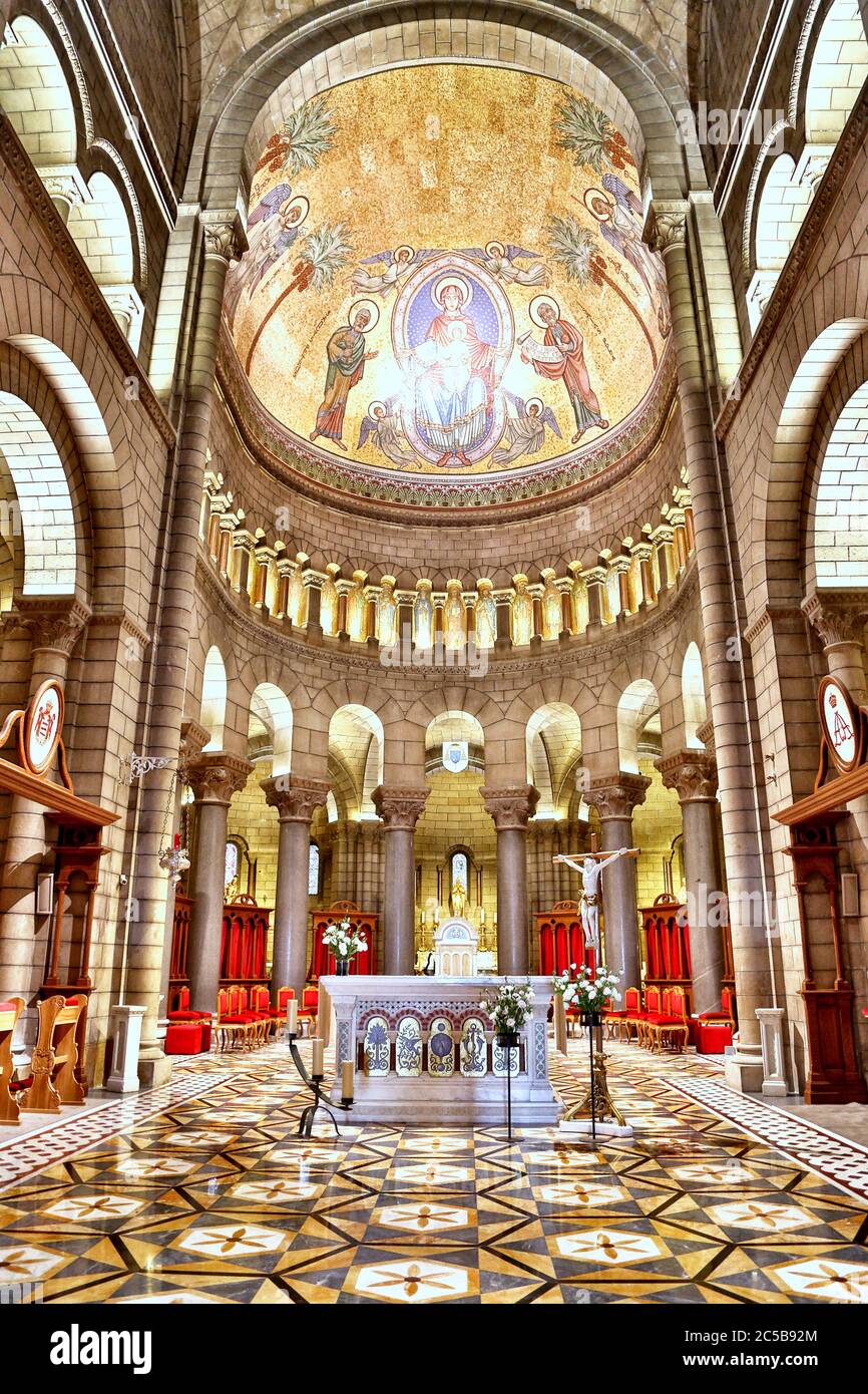 Innenraum der Kathedrale St. Nikolaus, Monaco, Frankreich Stockfoto