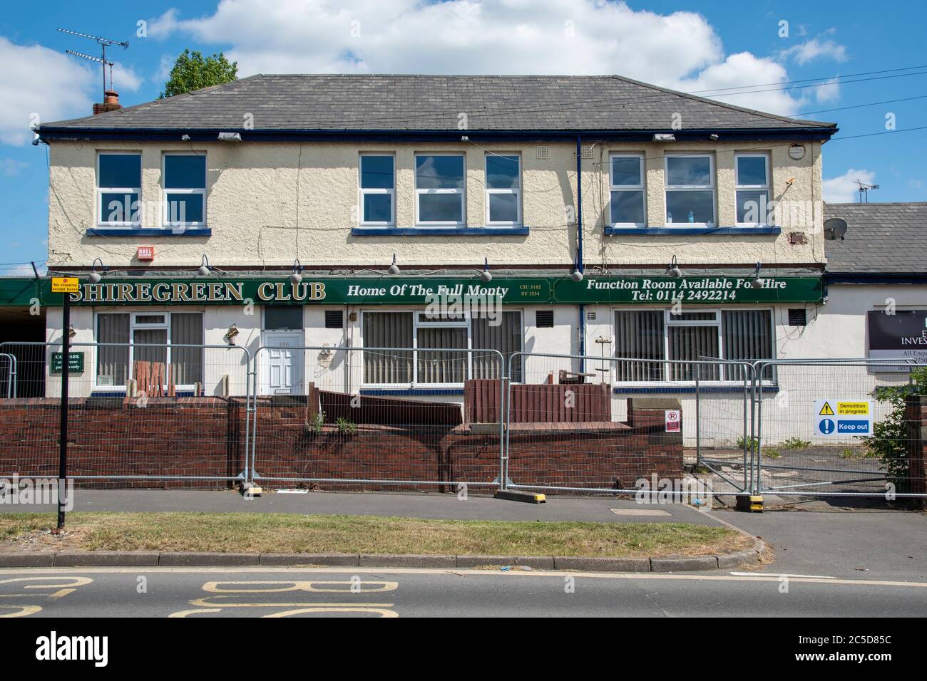 Sheffield UK – Mai 14 2020: Der legendäre Shiregreen Club, Heimat des Full Monty, wurde geschlossen und soll in Shiregreen abgerissen werden Stockfoto