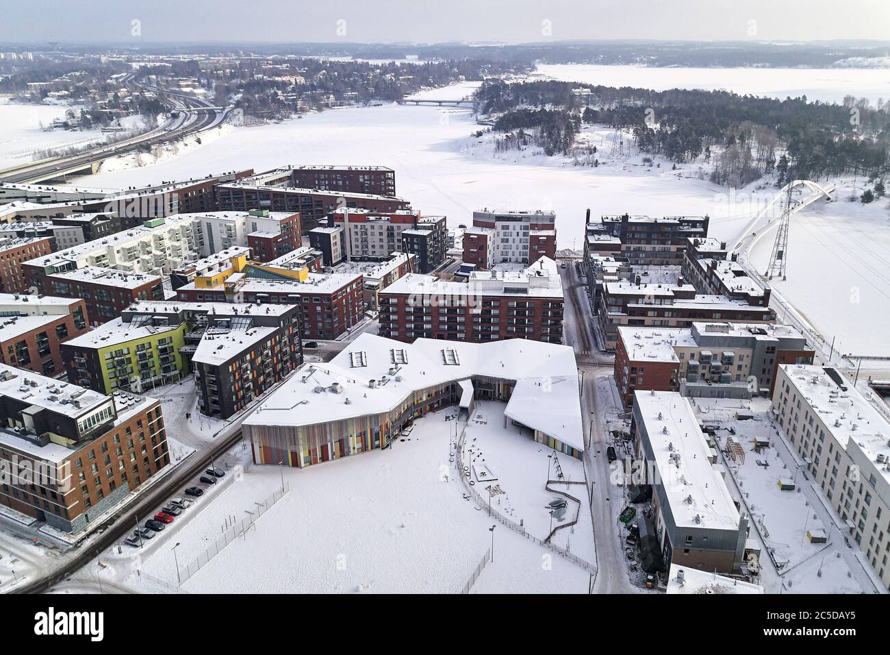 Luftaufnahme des neuen Viertels von Helsinki Kalasatama Stockfoto