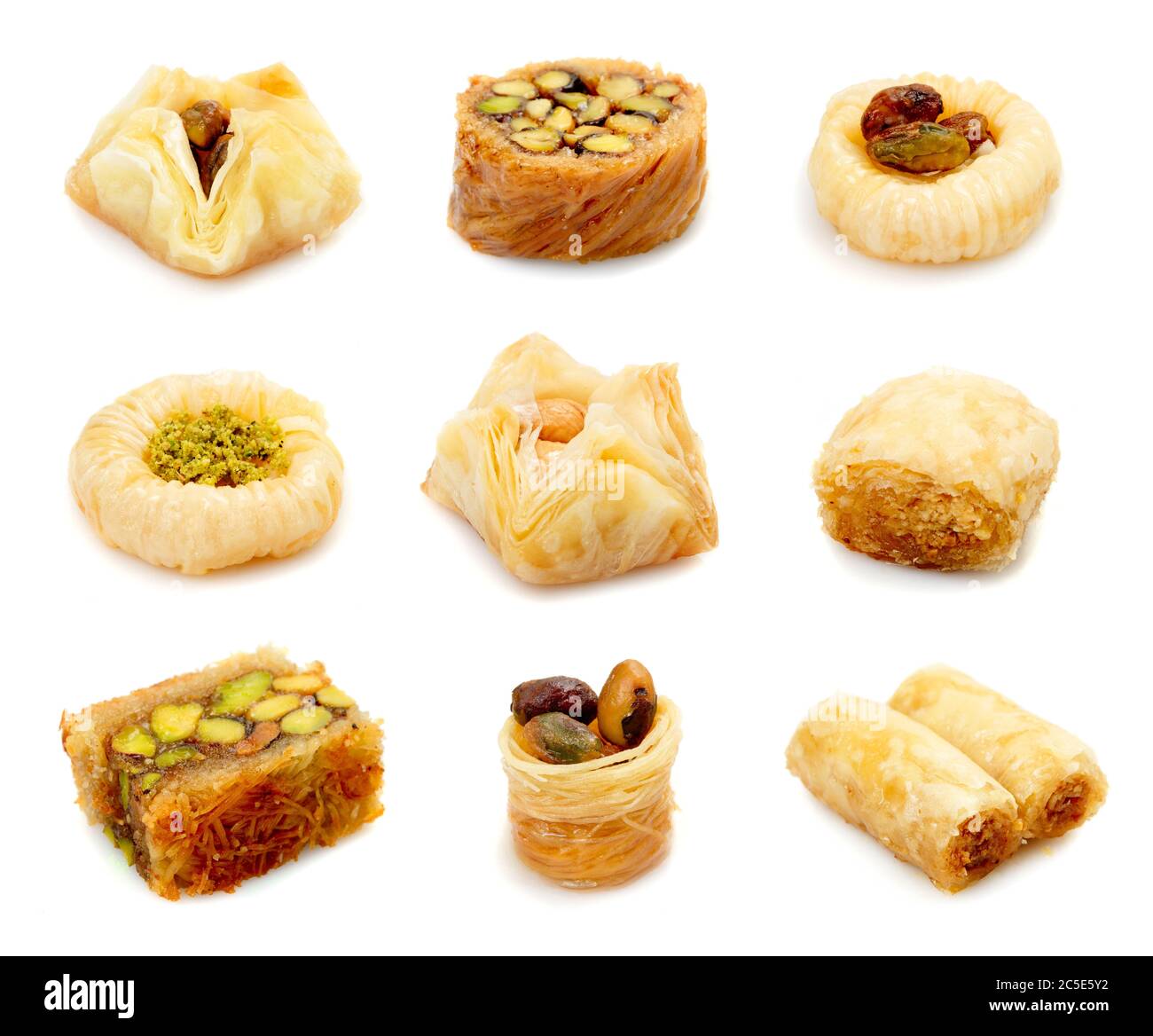 Orientalische Süßigkeiten auf weißem Hintergrund Stockfoto