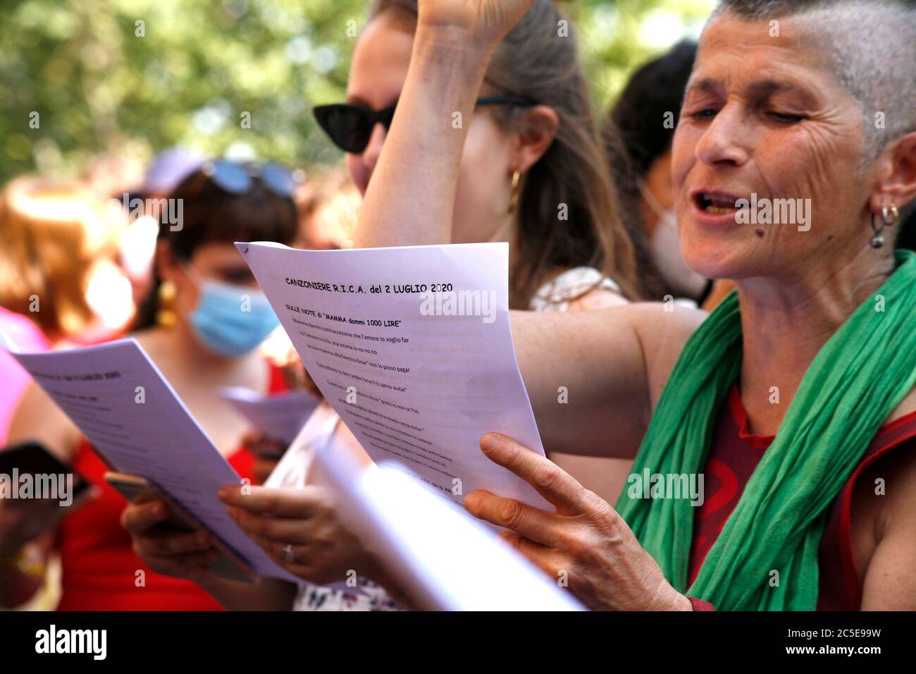 Roma, Italien. Juli 2020. Rom, Präsidium des Gesundheitsministeriums (Piazza Castellani) organisiert von Pro-Choice RICA (italienisches Netzwerk für Verhütung und Schwangerschaftsabbruch) Quelle: SPP Sport Pressefoto. /Alamy Live Nachrichten Stockfoto