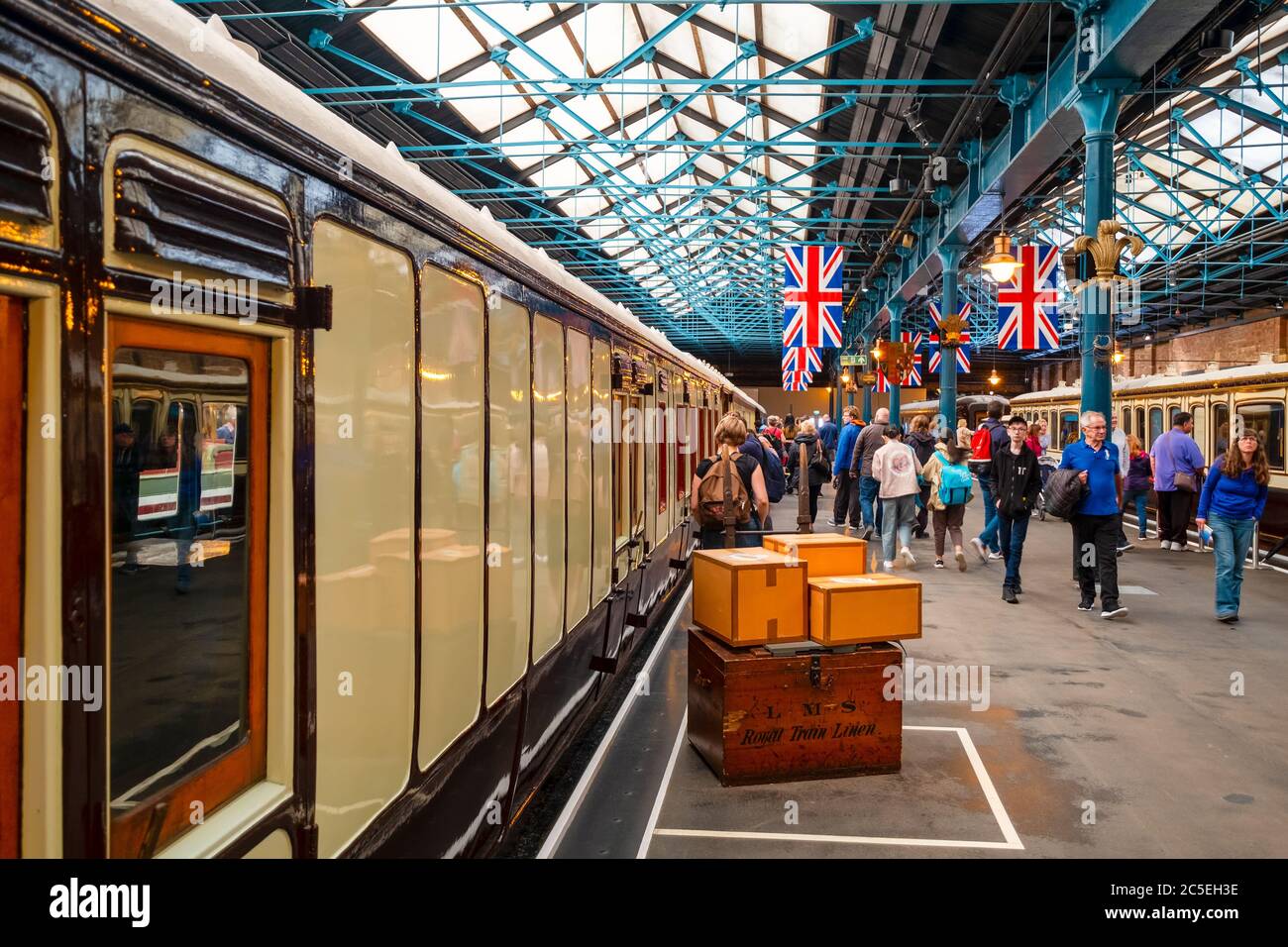 Die königlichen Wagen im National Railway Museum in York Stockfoto
