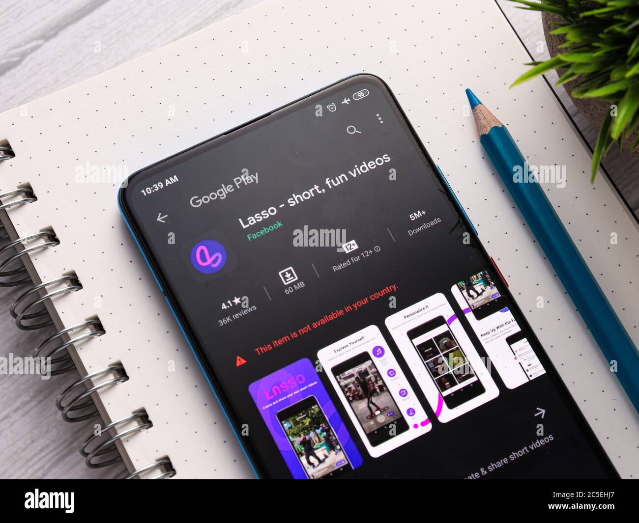 Assam, indien - 1. Juli 2020 : Lasso App für kurze und lustige Videos. Stockfoto