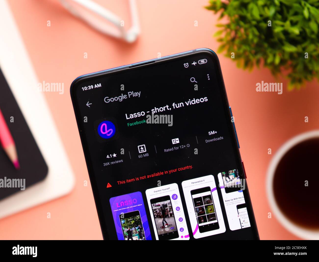 Assam, indien - 1. Juli 2020 : Lasso App für kurze und lustige Videos. Stockfoto