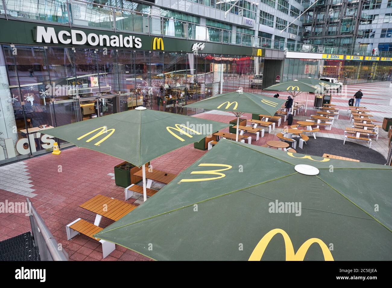 Mcdonald's Flughafen München Parken www.alamy.de
