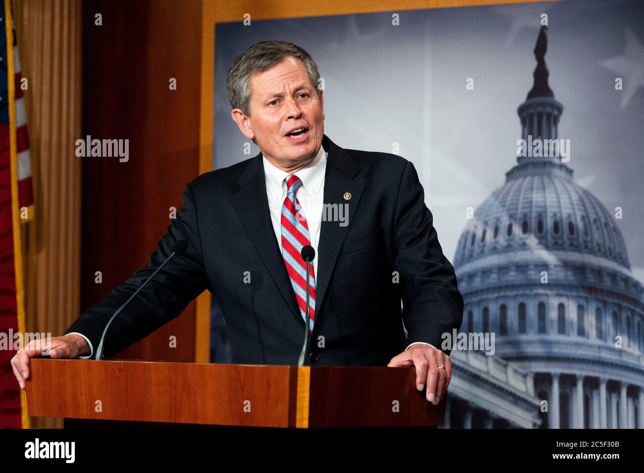 Washington, USA 1. Juli 2020. 1. Juli 2020 - Washington, DC, Vereinigte Staaten: US-Senator Steve Daines (R-MT) spricht auf einer Pressekonferenz gegen die Staatswerdung des Distrikts von Columbia. (Foto: Michael Brochstein/Sipa USA) Quelle: SIPA USA/Alamy Live News Stockfoto