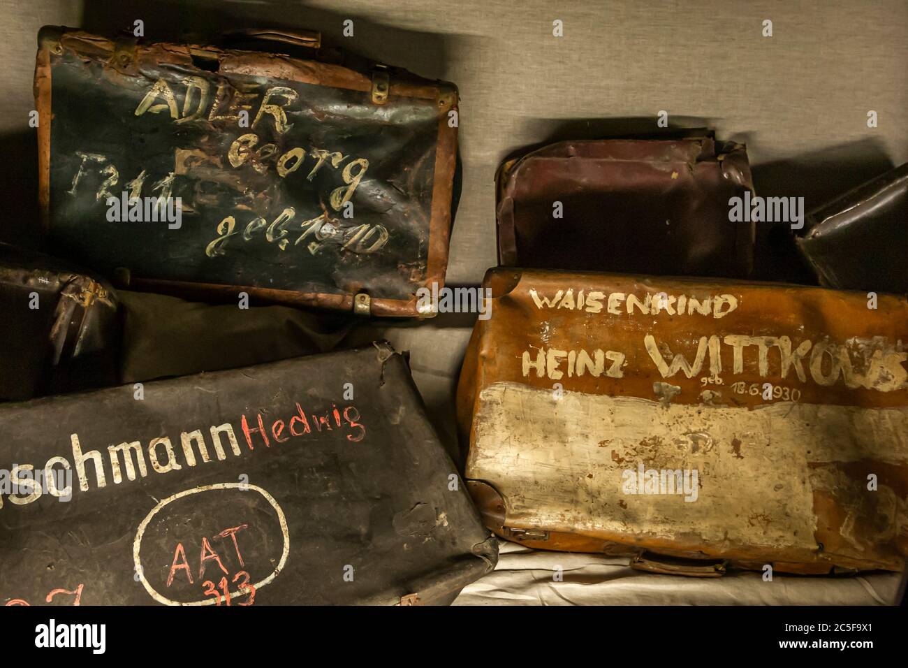 Koffer der ermordeten Juden im Konzentrationslager Auschwitz. Denkmal gegen Völkermord Stockfoto