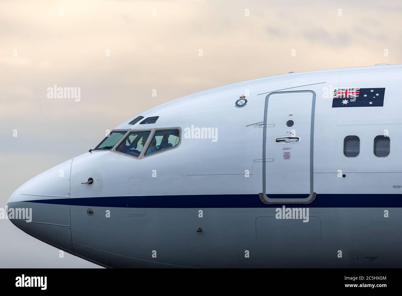 Royal Australian Air Force (RAAF) Boeing 737-7DF VIP-Transportflugzeug A36-001 von 34 Squadron in RAAF Fairbairn, Canberra. Stockfoto