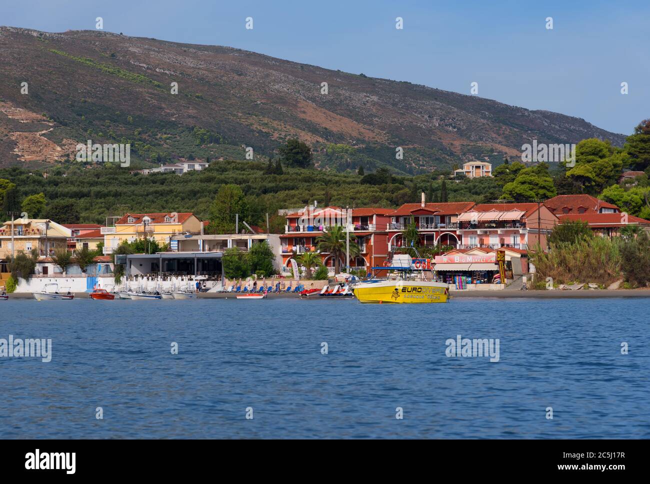 Agios Sostis, Insel Zakynthos, Griechenland 24. September 2017: Blick vom Meer auf den Strand von Agios Sostis, Insel Zakynthos, Griechenland Stockfoto