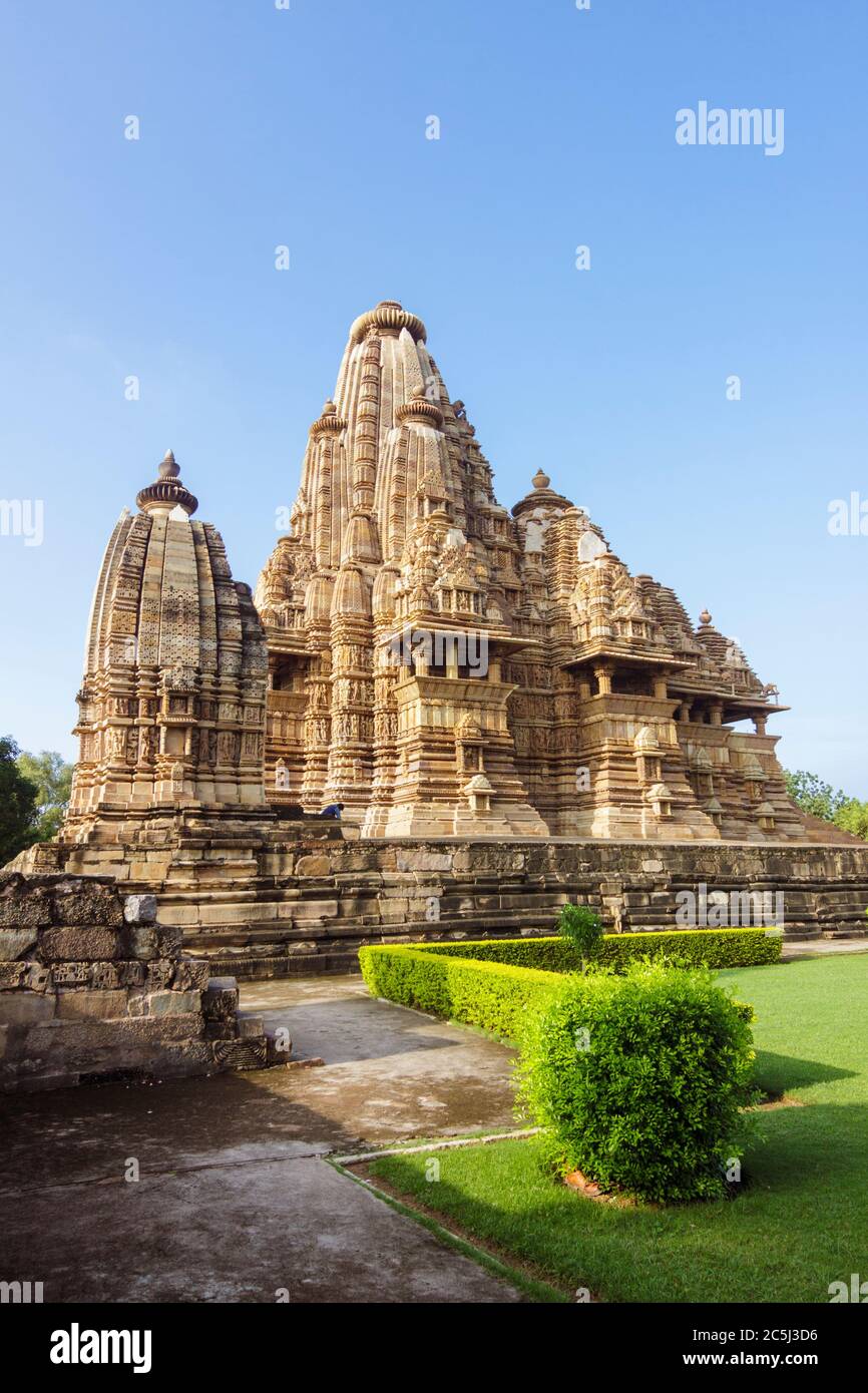 Khajuraho, Madhya Pradesh, Indien : Vishvanatha Tempel Teil der westlichen Gruppe des UNESCO-Welterbes Khajuraho Gruppe von Chandela mittelalterlich Stockfoto
