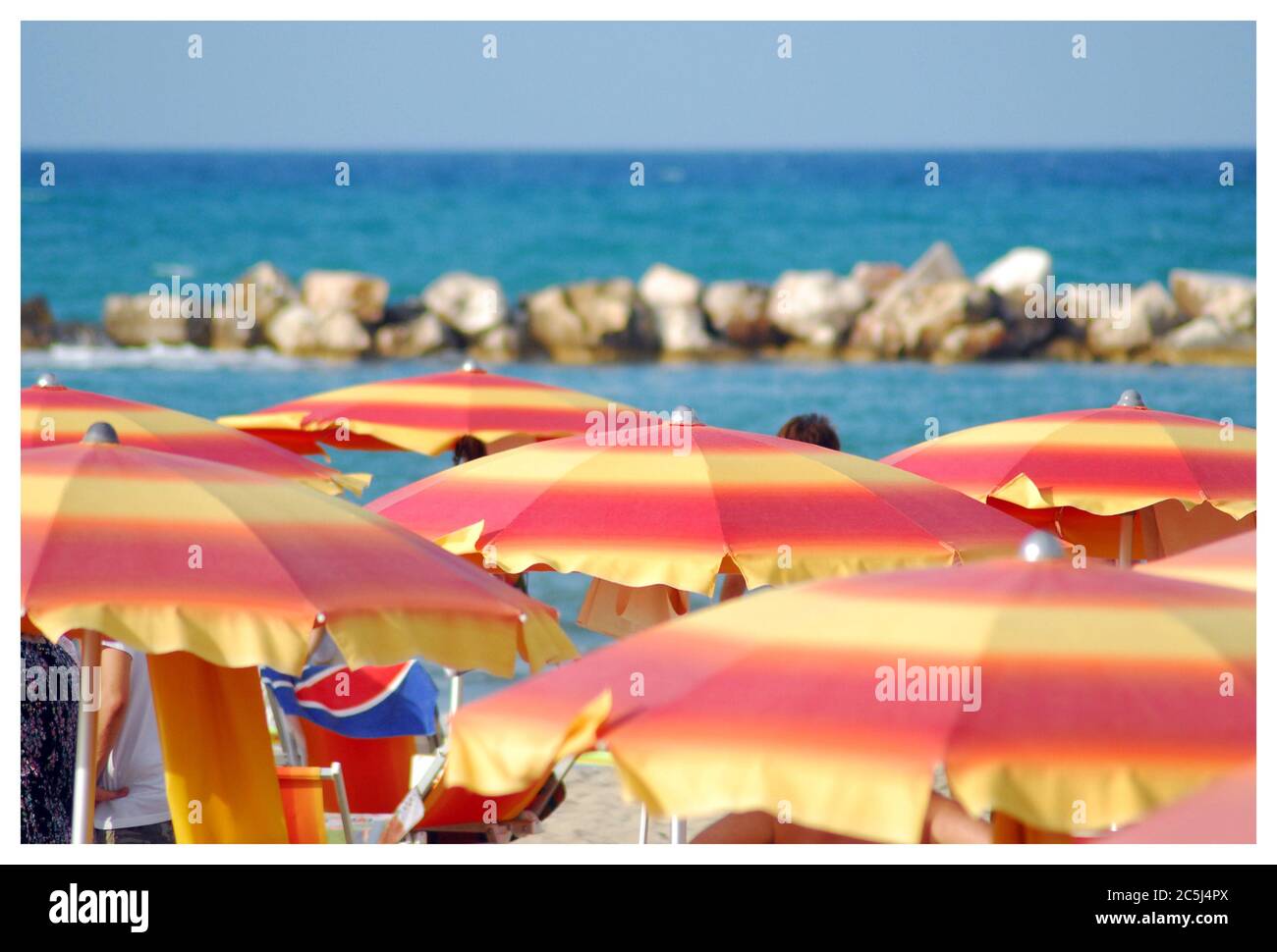 Bunte Sonnenschirme Stockfoto