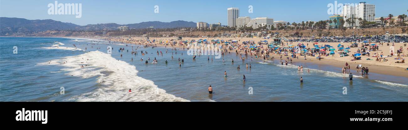 Las Angeles, Kalifornien - 9. September 2019: Sommermorgen am Santa Monica Beach, Los Angeles, USA. Stockfoto