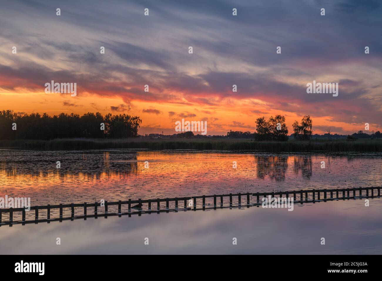 Woudbloem ist ein kleines Dorf in der Provinz Groningen, Niederlande Stockfoto