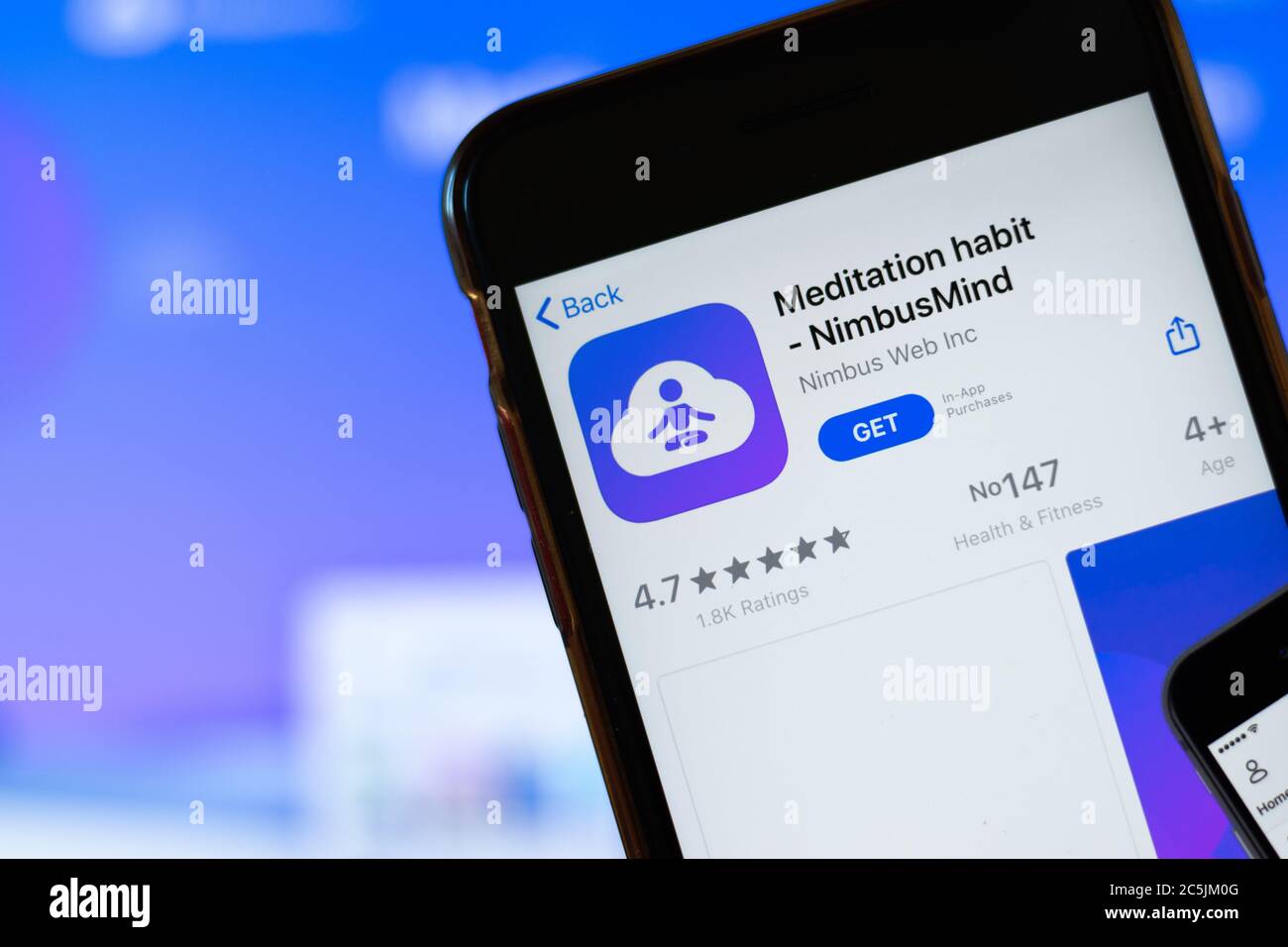 Moskau, Russland - 1. Juni 2020: NimbusMind Meditation Habit mobile App Logo auf dem Handy-Bildschirm, Nahaufnahme-Symbol, illustrative Editorial Stockfoto