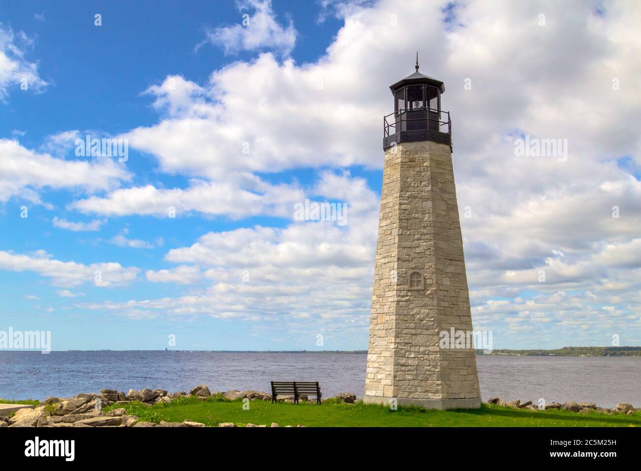 Lake Michigan Lighthouse. Leuchtturm an der Küste des Lake Michigan in Gladstone, Michigan. Stockfoto