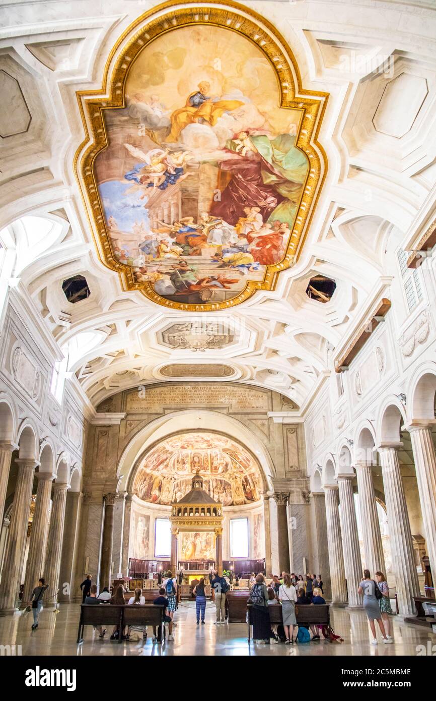 Basilica di San Pietro Vincoli (Sankt Peter in Ketten) in Rom Italien Stockfoto