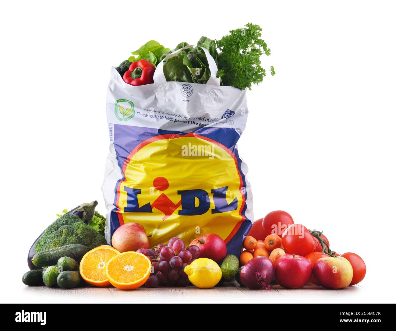 Lidl einkaufen Ausgeschnittene Stockfotos und bilder Alamy