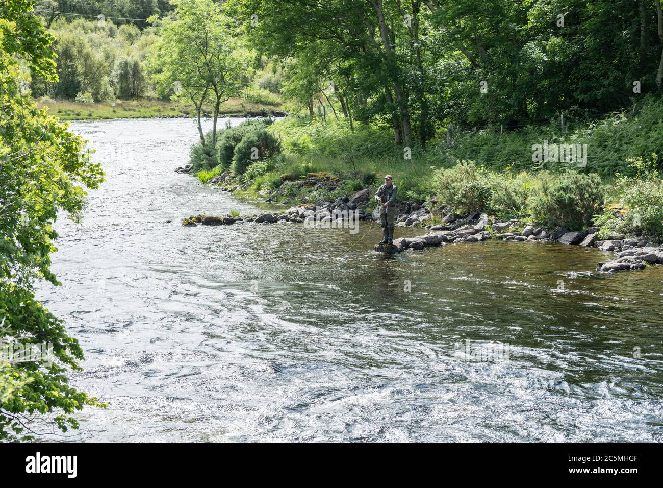 Lachsfischerei Fluss Ewe Stockfoto