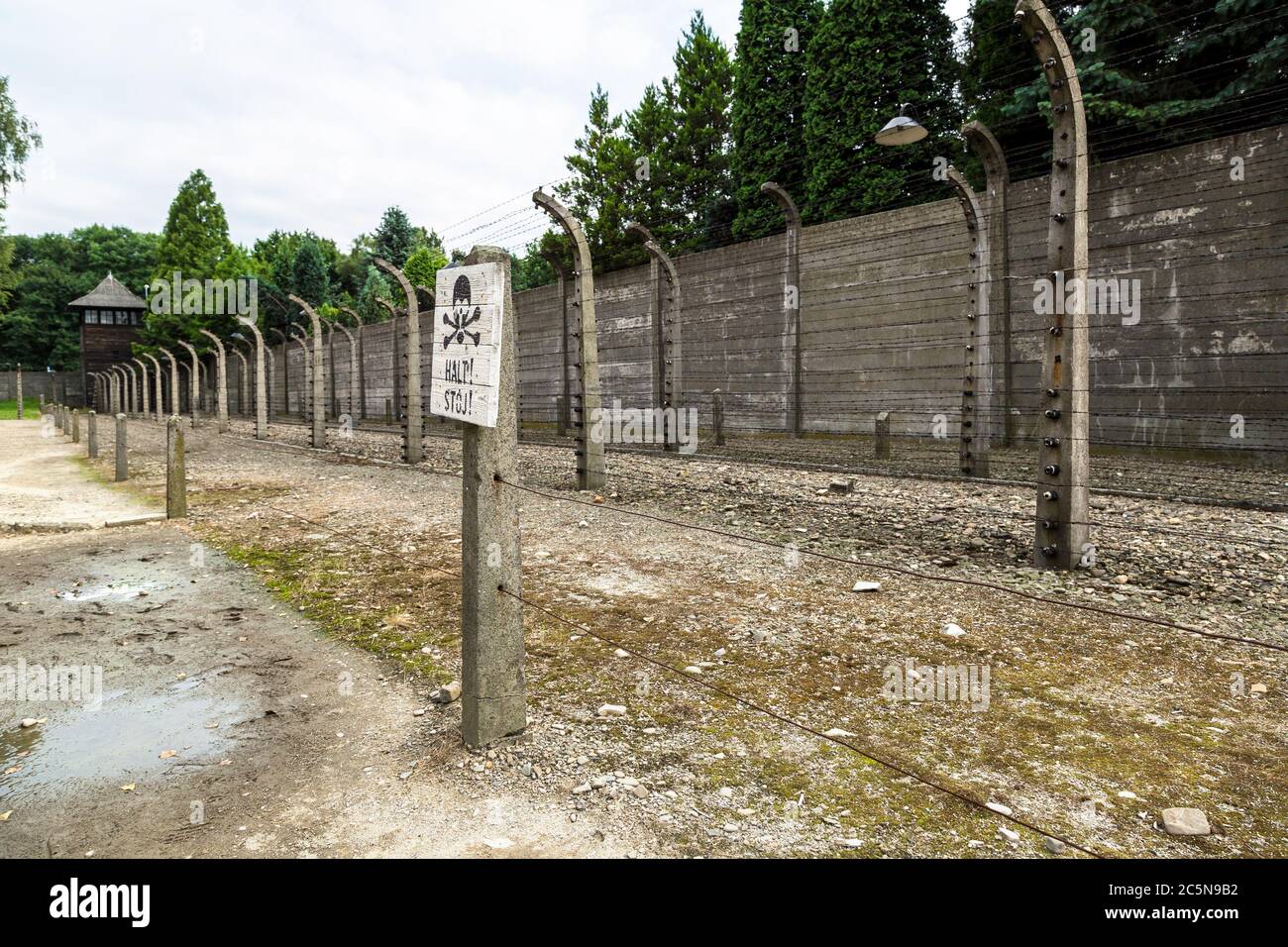 Das deutsche Konzentrationslager Auschwitz in Polen am Sommertag Stockfoto