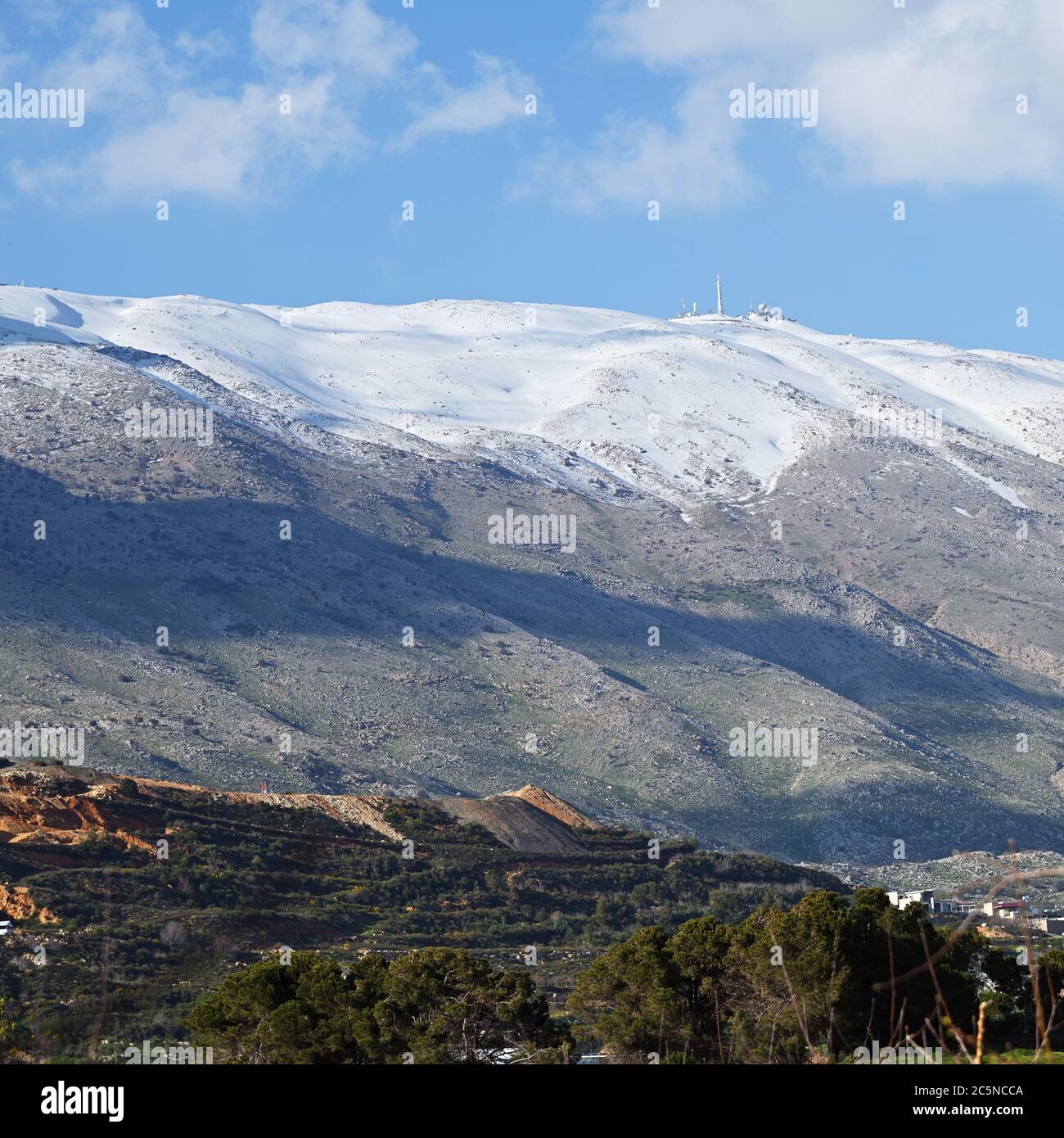 Schnee auf dem Berg Hermon, Berggruppe im Anti-Libanon-Gebirge, Golanhöhen, Israel Stockfoto