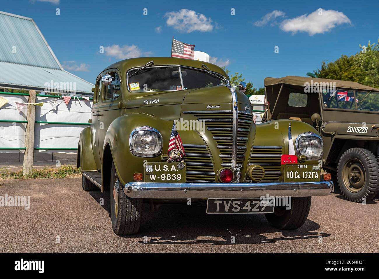 Der amerikanische Plymouth-Mitarbeiterwagen der 40er Jahre bei der Mid Norfolk Railways in Norfolk, Großbritannien Stockfoto