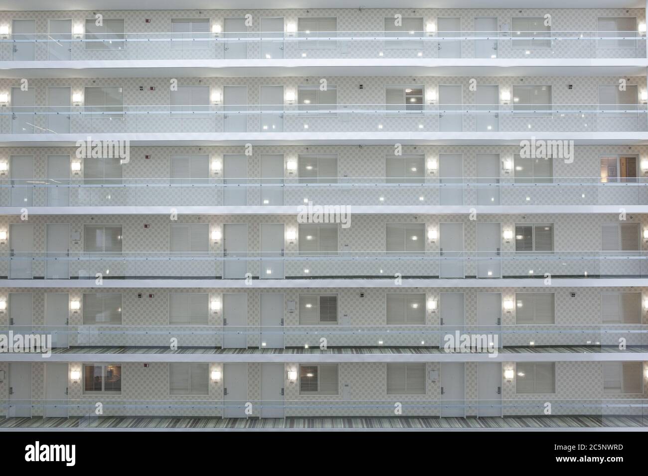 Ein Blick auf identische Etagen in einem Chicago Hotel Stockfoto