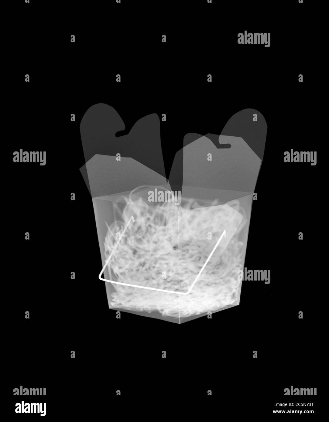 Chinesische Nudeln zum Mitnehmen, Röntgen. Stockfoto