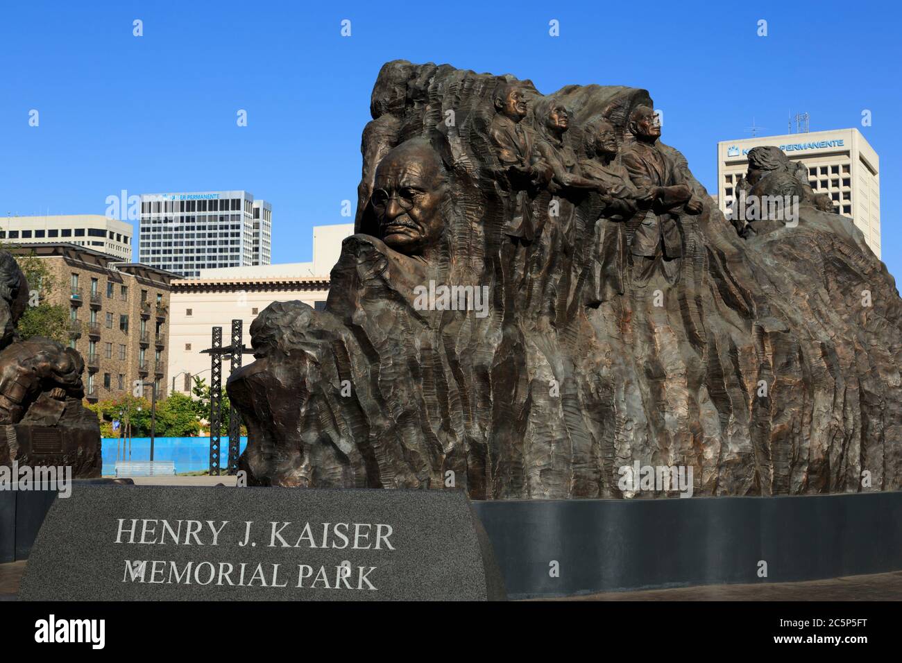 Erinnern Sie sich an sie von Mario Chiodo im Henry J. Kaiser Memorial Park, Oakland, Kalifornien, USA Stockfoto