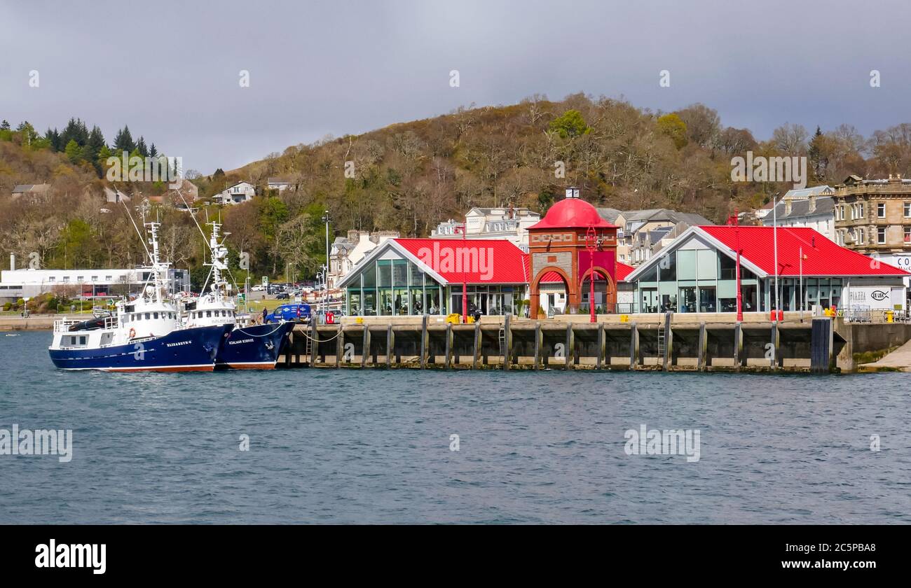 Die Kreuzfahrtschiffe der Hebriden liegen am North Pier, Oban Harbour Argyll, Schottland, Großbritannien Stockfoto