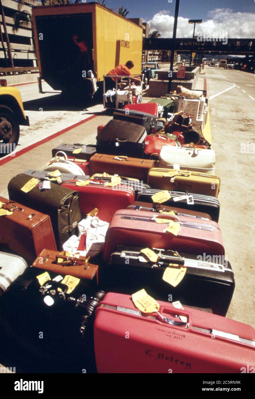 Honolulu International Airport Griffe fast alle Besucher der Insel. Rund 2,7 Millionen im Jahr 1973 erwarteten, Oktober 1973 Stockfoto