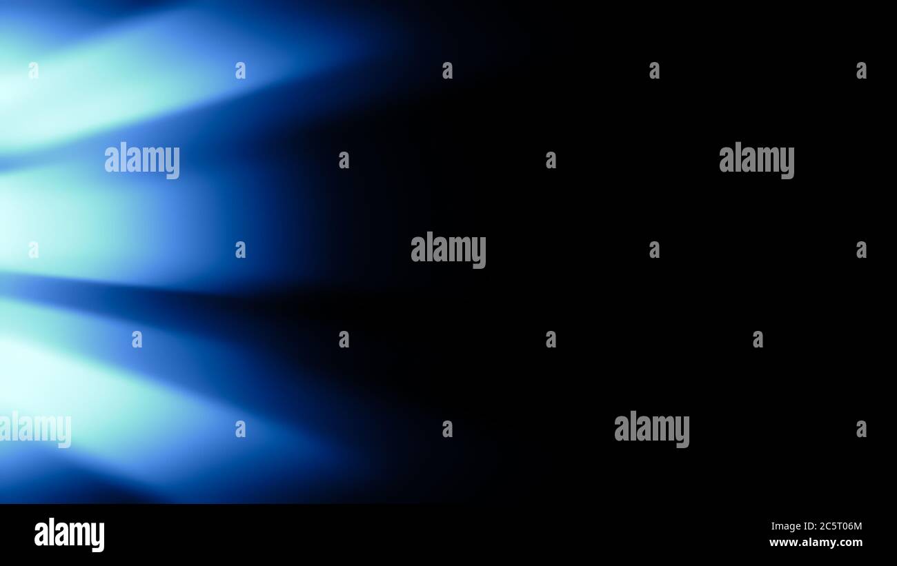 Filmkorneffekt. Sonnenblaue Strahlen leuchten isoliert auf schwarzem Hintergrund für den Kopierbereich. Blur von Punktstrukturen. Abbildung des Bestandes. Stockfoto