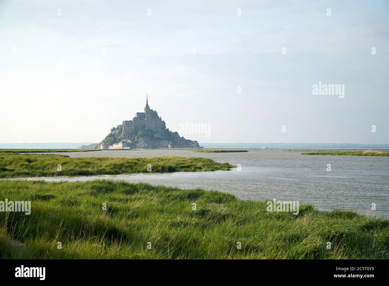 Mont St. Michel bei Flut Stockfoto
