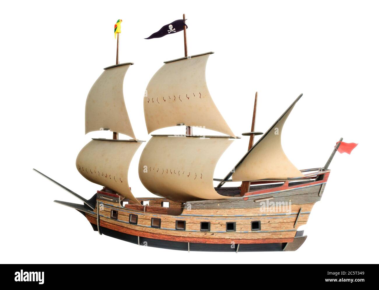 Altes Schiff mit isolierten Segeln auf weißem Hintergrund. Beschneidungspfad enthalten. Stockfoto