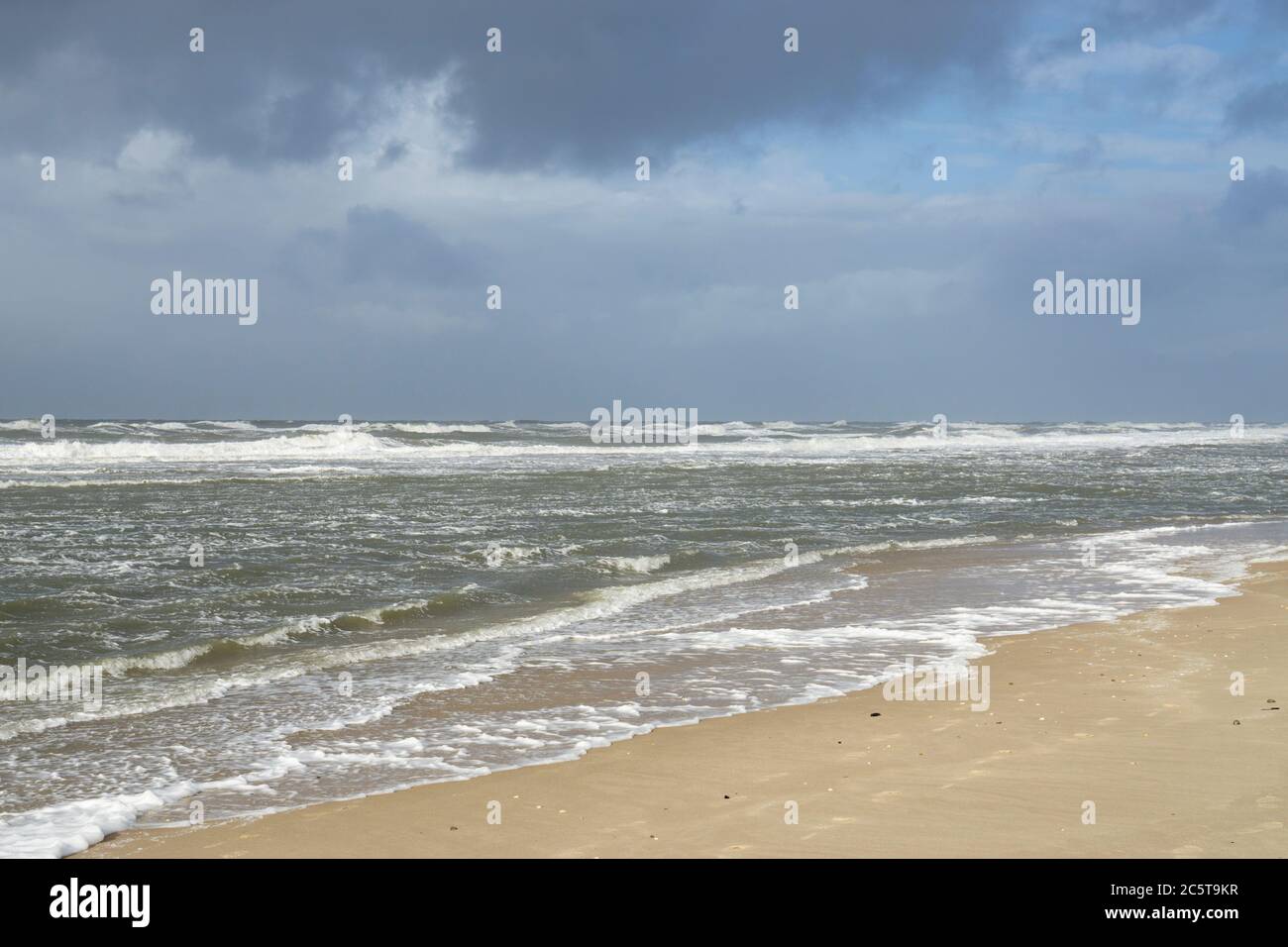 Dunkle Wolken über der Nordsee, Sylt, Nordfriesische Insel, Nordfriesland, Schleswig-Holstein, Deutschland, Europa Stockfoto