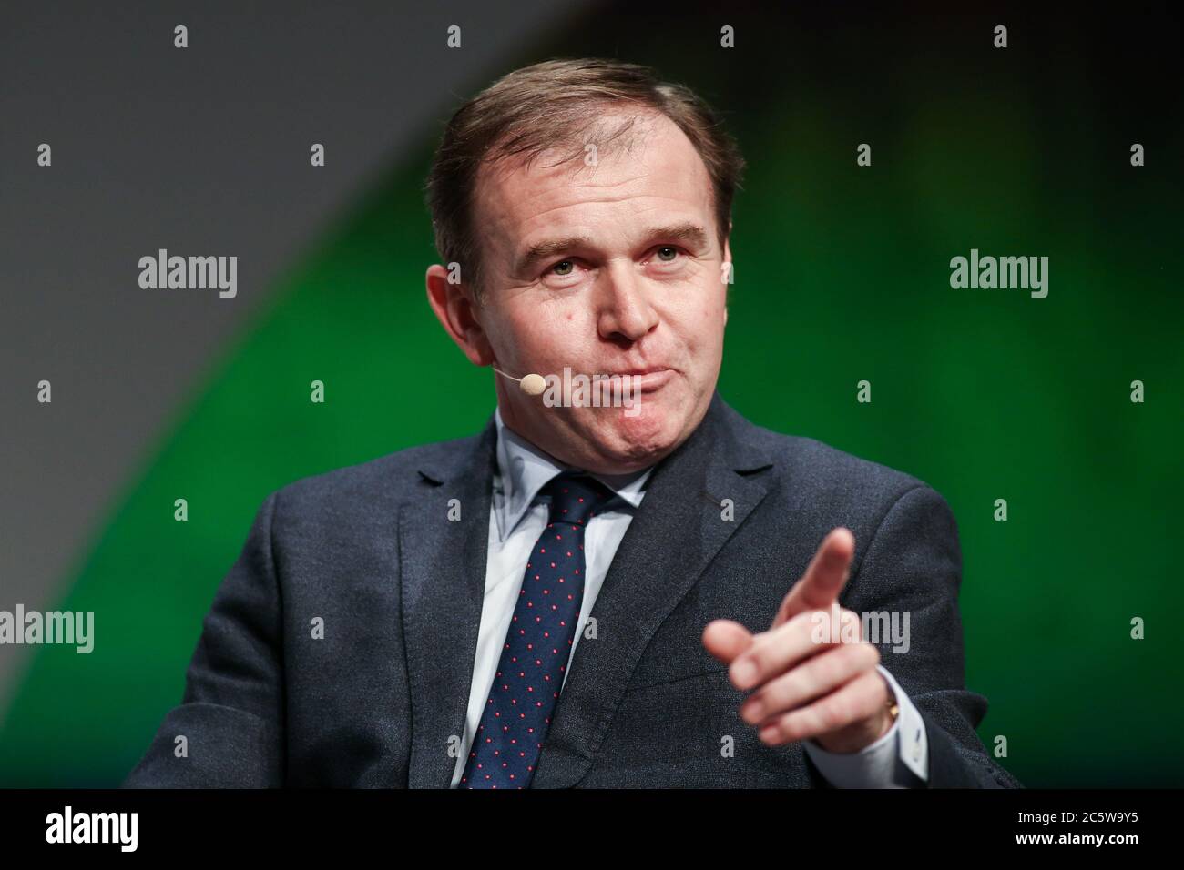 George Eustice, damals Staatsminister für Landwirtschaft, Fischerei und Ernährung, auf der Bühne während der NFU-Konferenz 2017 im ICC in Birmingham, West Mid Stockfoto