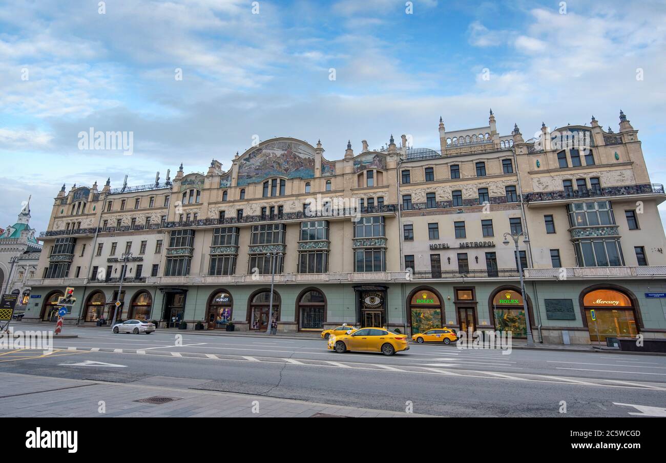 Moskau, Russland. Eine Fassade des Metropol Hotels im klassischen neobarocken Stil. Ein altes aristokratisches Haus Stockfoto