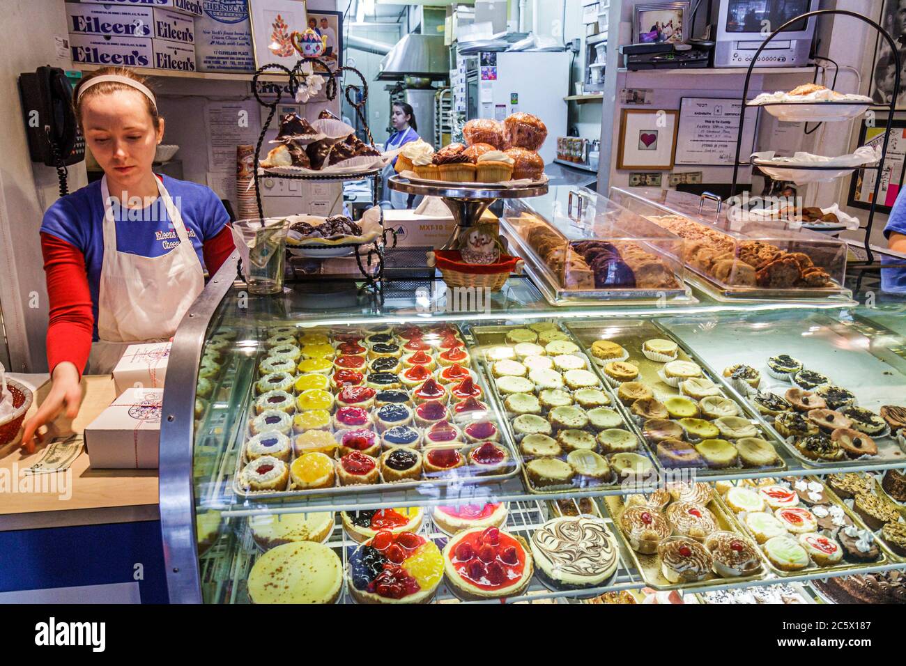 New York, New York City, NY NYC, Lower, Manhattan, SoHo, Cleveland Place, Eileen's Special Cheesecake, Bäckerei, Süßigkeiten, Desserts, Leckereien, Auswahl, Obst Obst topp Stockfoto